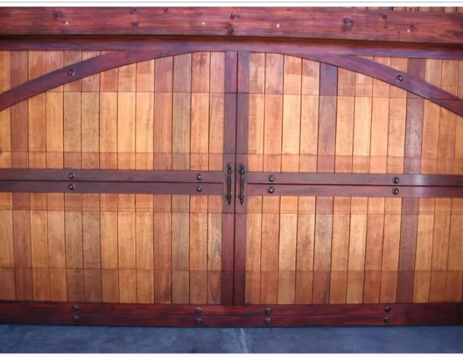 Wooden Gate Installation